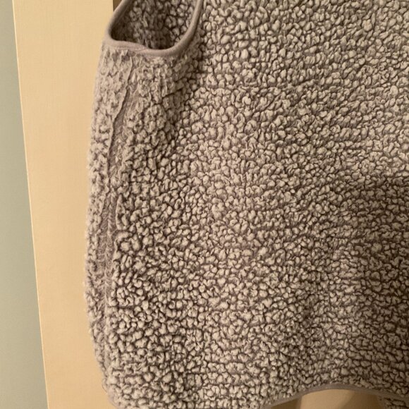 Thread and Supply Women's Sherpa Open Front Vest  Size Large Gray - Picture 8 of 9